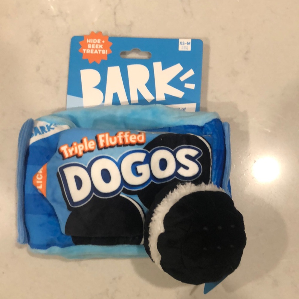Bark Oreo Cookie Bag and Cookies dog toy set